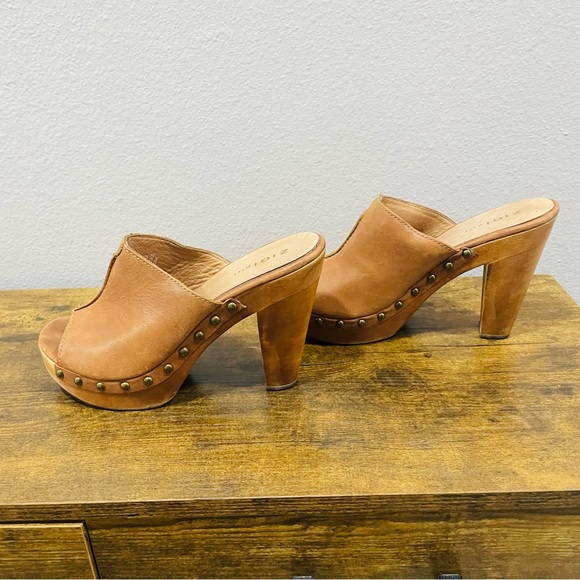 ZIGI Girl Tan  Leather Studded Wood Platform Clog Heeled Mules Womens Size 8.5 main image 13